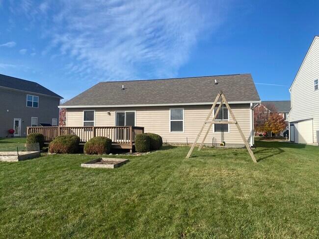 Building Photo - 18740 Big Circle Dr