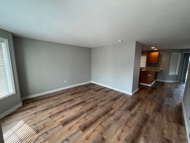 Foto del edificio - 916 NW 148th St