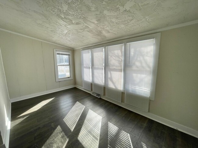 Foto del edificio - Charming 2 Bedroom 1 Bath Single Family Home!
