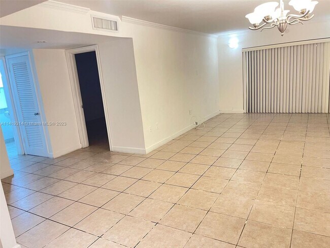 Building Photo - 7370 SW 82nd St