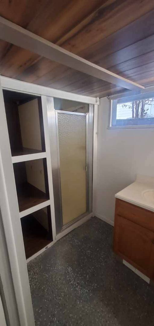 Foto del edificio - Charming 2-Bedroom Property in Prime Location