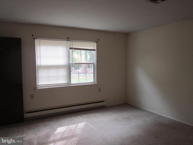Building Photo - 164 Dorchester Dr
