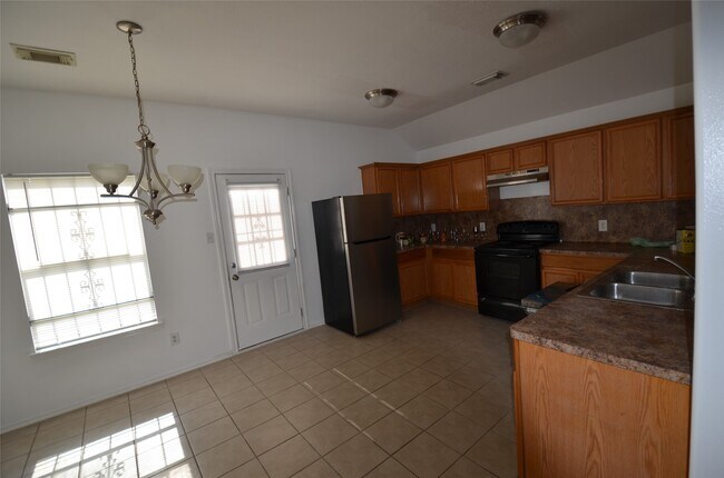Building Photo - 13007 Brentlawn Ct