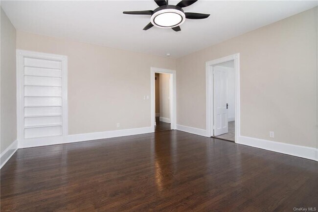 Foto del edificio - 81 Woodland Ave
