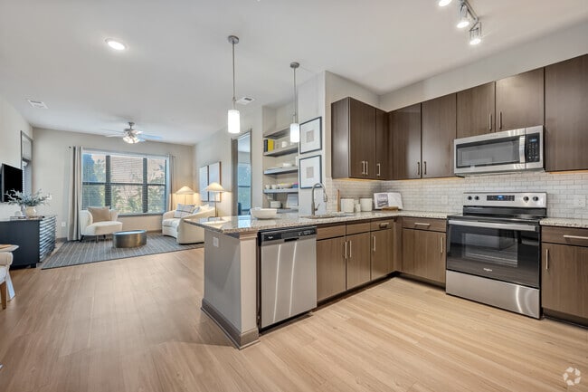 2BR, 2BA - 1,126SF - Kitchen - Radius West Midtown