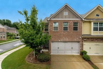 Building Photo - 3879 Brockenhurst Dr