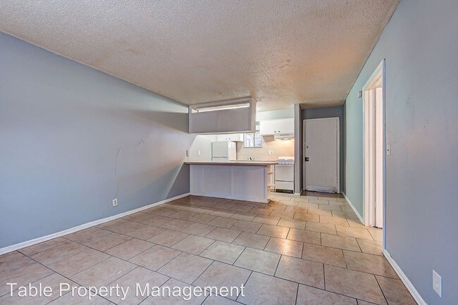 Foto del edificio - 2478 NW 23rd St
