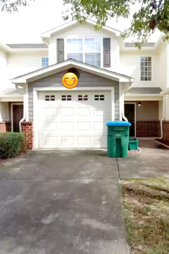 592 Wingspan Way, Crestview, FL 32536 Townhome Rentals in Crestview