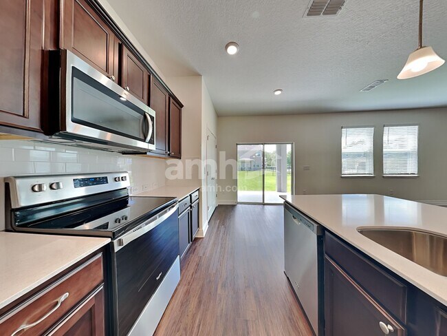 Foto del edificio - 22478 Bellini Cir