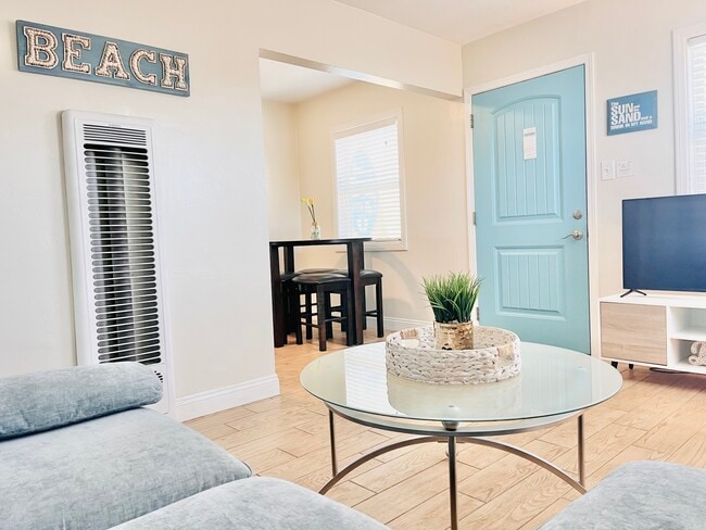 Building Photo - 2050 Balboa Ave