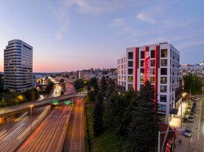 Building Photo - Pivot Apartments