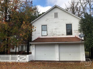 Building Photo - 302 Jefferson St