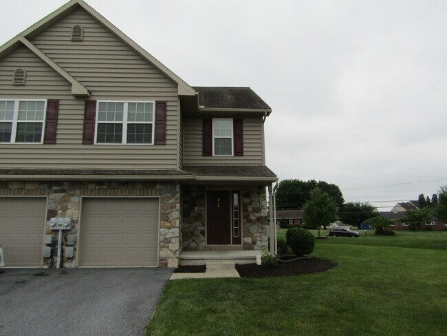 Foto del edificio - 318 Mount Olive Ln
