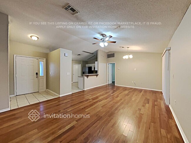 Building Photo - 7506 Briarbay Loop