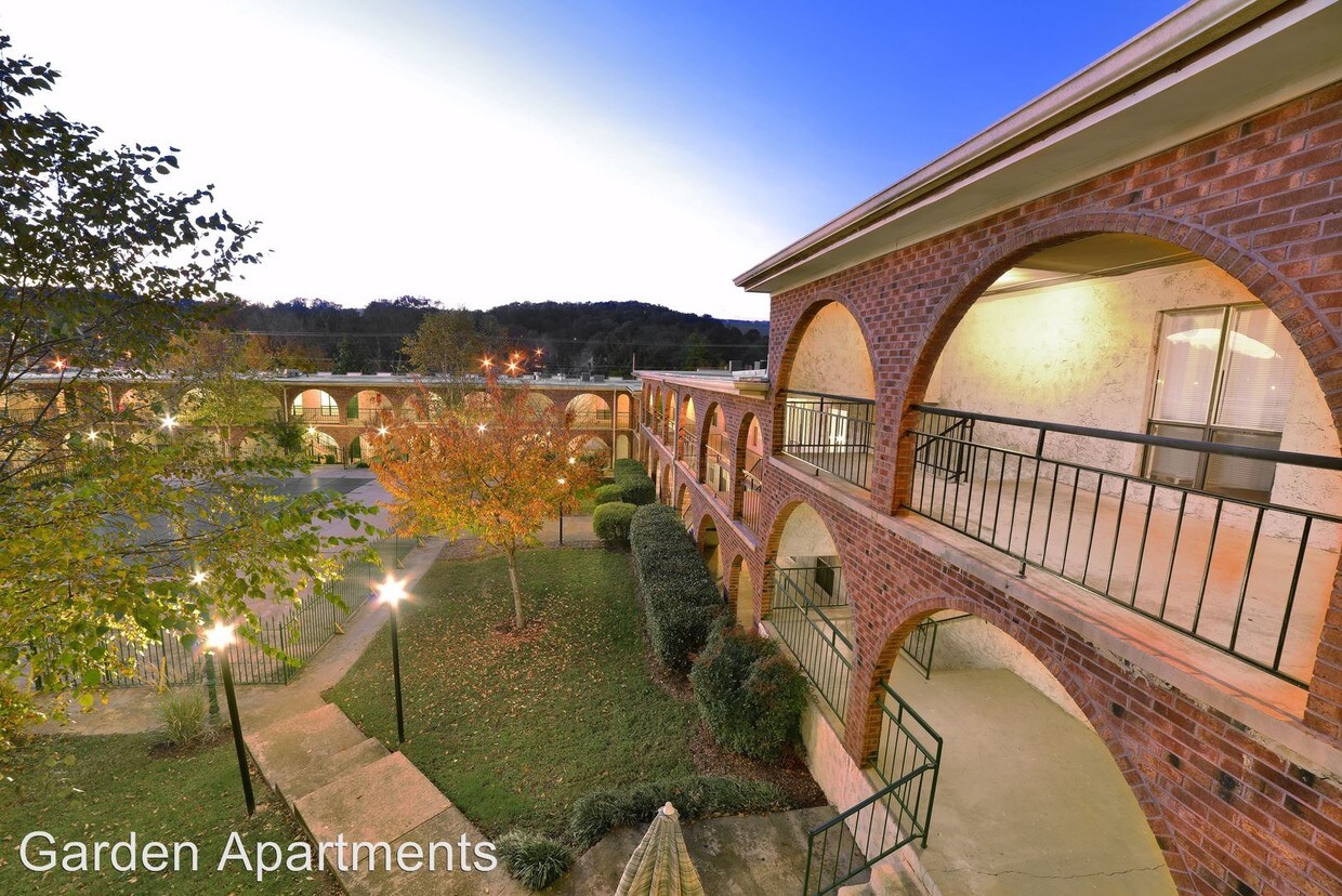 Foto principal - 3204 Redding Rd