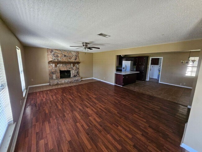 Foto del edificio - 168 Janice Ln