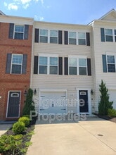 Building Photo - 316 Tree Line Dr