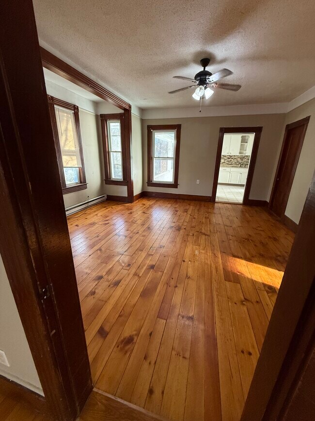 Foto del edificio - 17 Sunnyside Ave