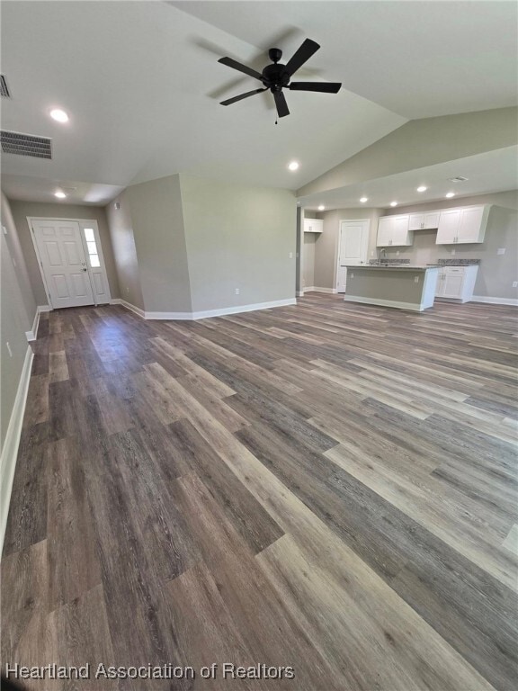 Building Photo - 6100 Aquavista Dr