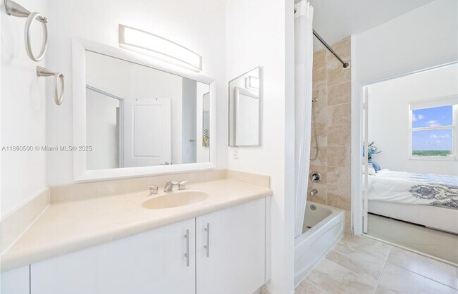 Photo - 7900 Harbor Island Dr Apartment