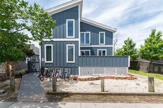 Building Photo - 187 Cottage Walk