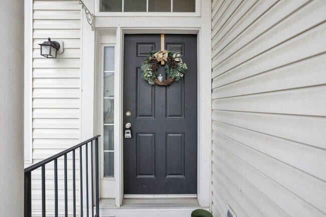 Foto del edificio - 8277 Deering Oaks Dr