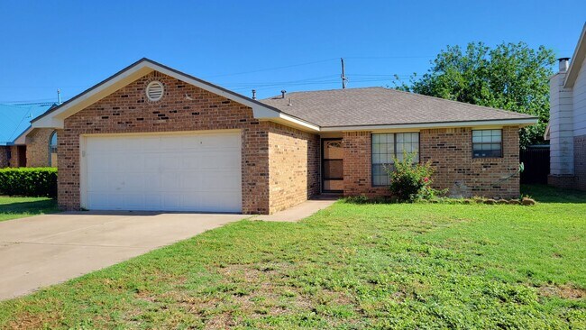 Foto del edificio - Adorable 3/2/2 Available Now!