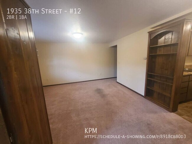 Building Photo - 1935 38th St