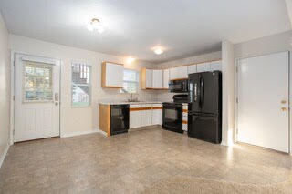 Foto del edificio - 607 Trinity Dr