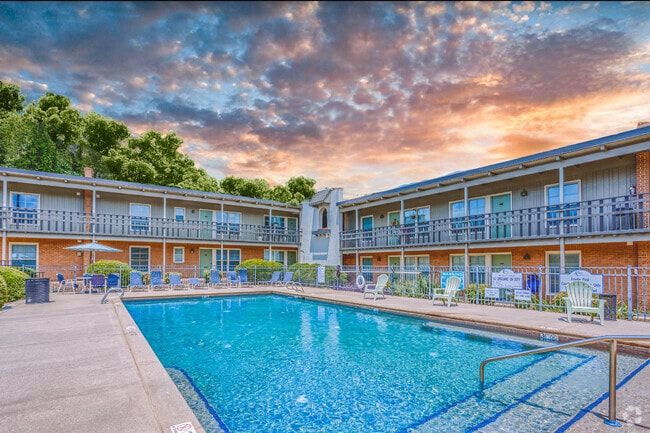 Swimming Pool at Courtyard on Main in Salisbury, NC - Courtyard on Main