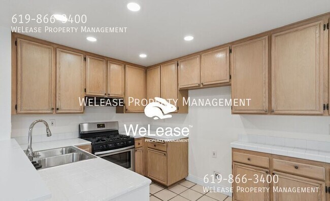 Foto del edificio - 1384 Serena Cir