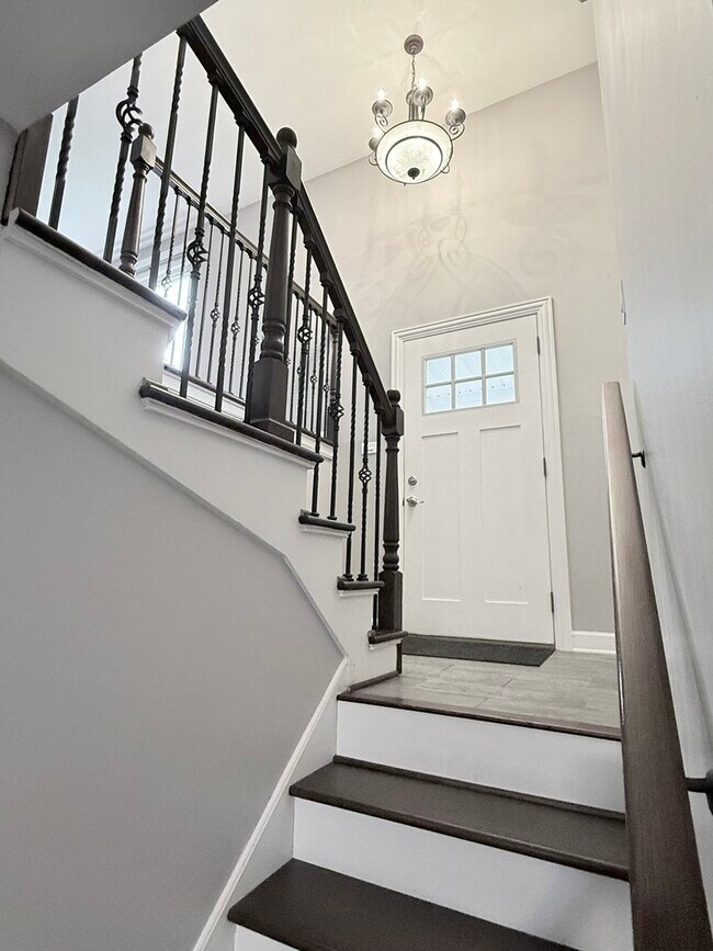 Foto del edificio - 8925 Golfview Dr