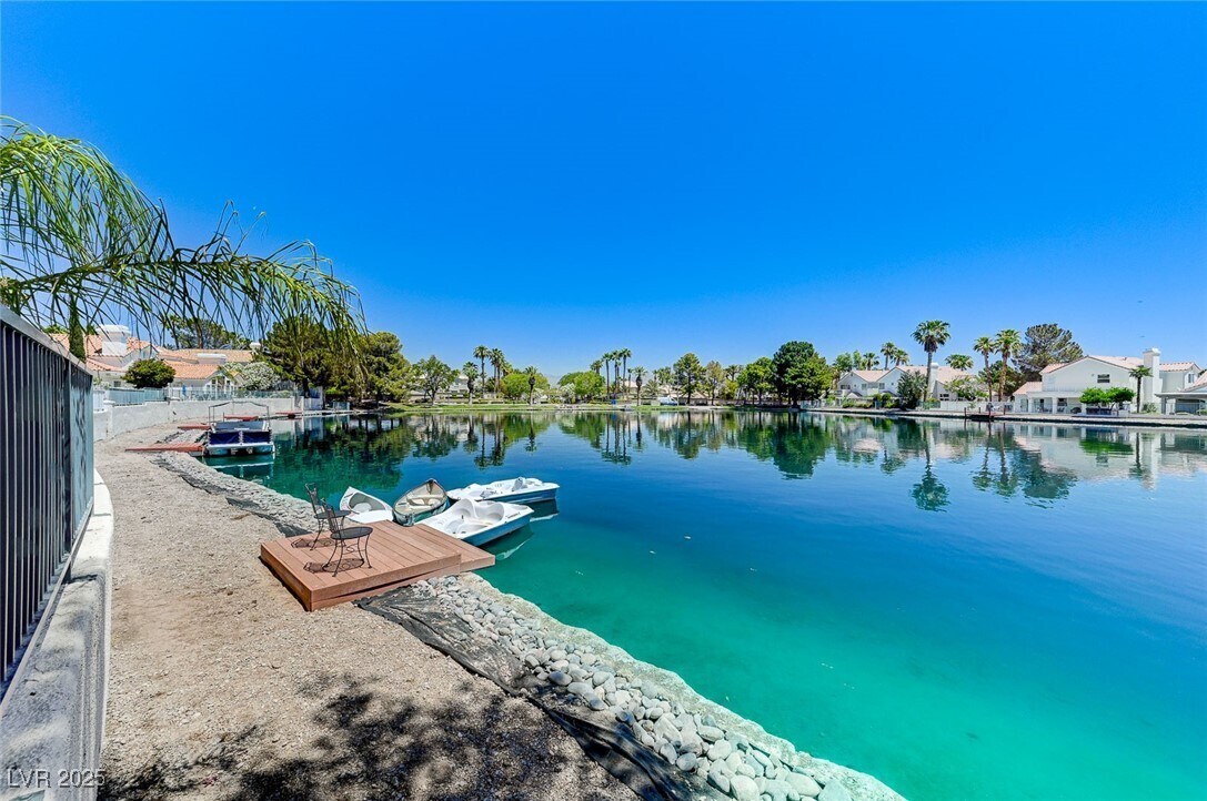 Foto principal - 2984 Sun Lake Dr