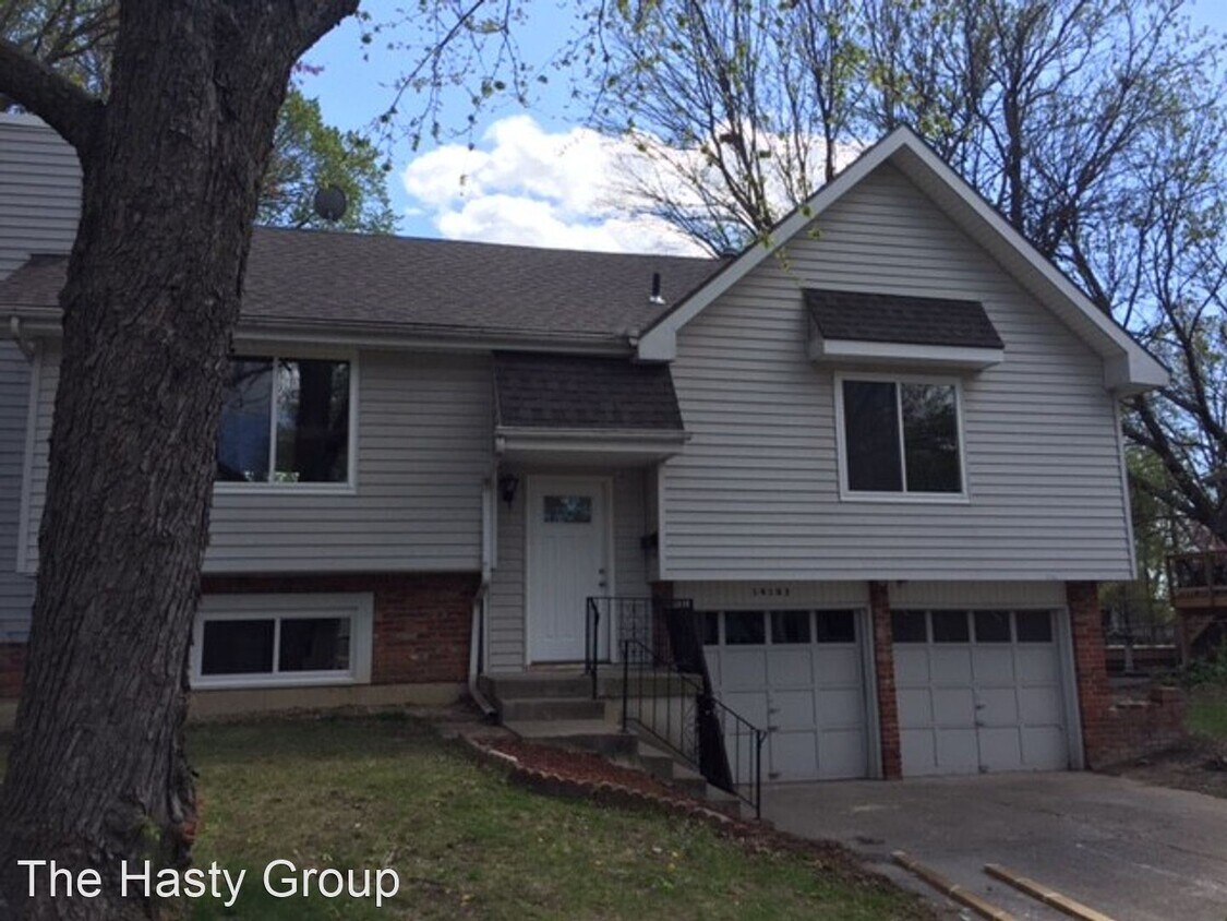 Primary Photo - 4 br, 2 bath House - 14103 W 94th Terrace