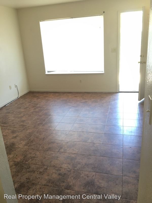 Building Photo - 110 James St