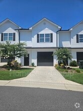 Building Photo - 607 Pompano Dr