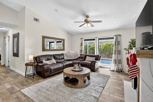 Foto del edificio - 691 Willow Grove Terrace