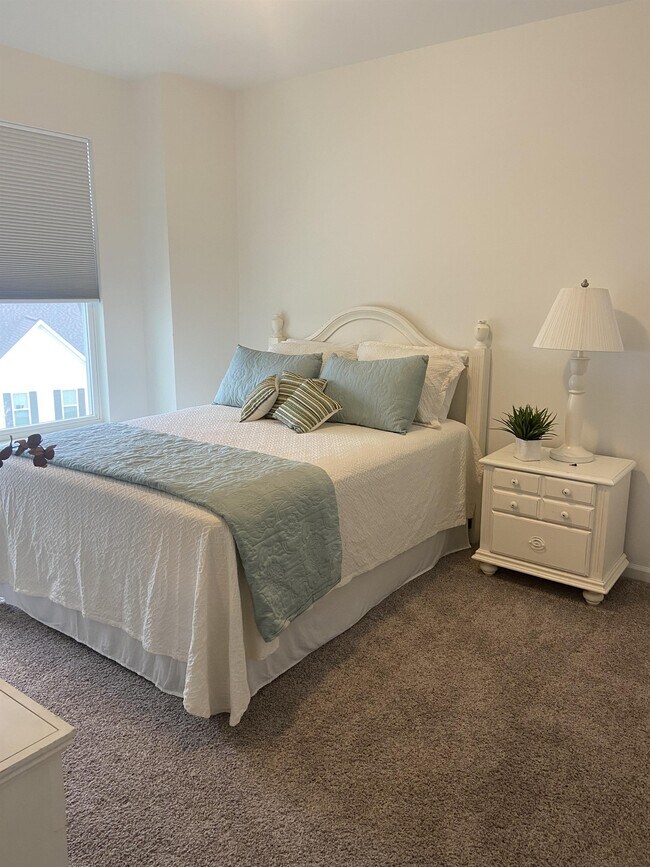 125 Whimbrel Way, Beaufort, NC 28516 Townhome Rentals in Beaufort NC