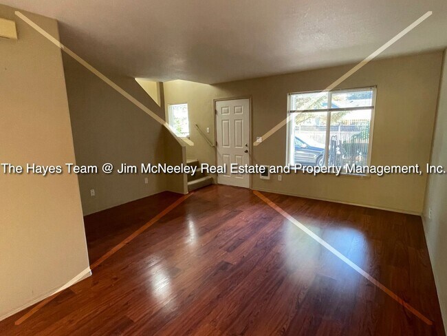 Building Photo - 3 br, 1.5 bath House - 2821 SE 133rd Ave. ...