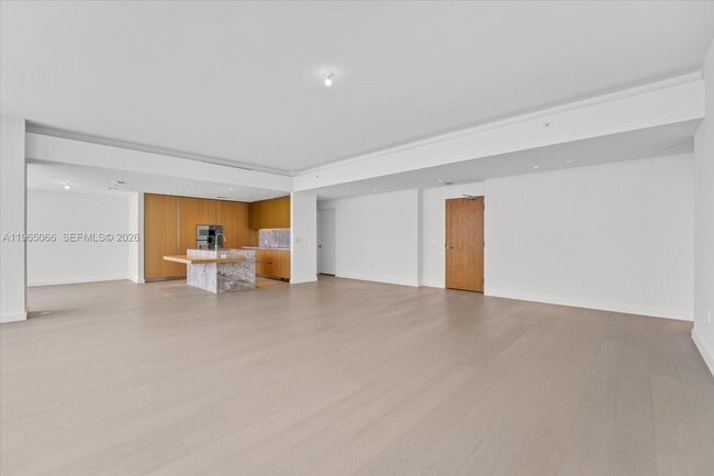 Foto del edificio - 501 West Ave