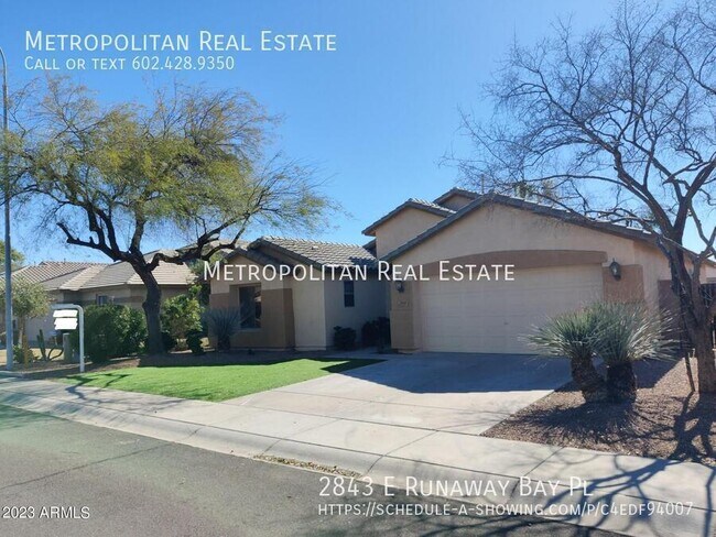 Building Photo - 2843 E Runaway Bay Pl