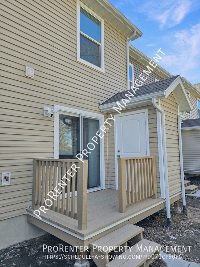 Building Photo - 480 W 2650 N