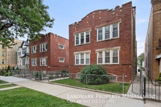 Building Photo - 4144 N Mozart St