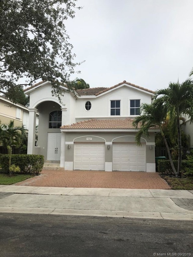 Primary Photo - 11321 NW 46th Ln