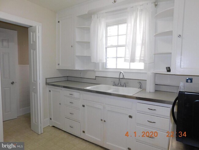 Foto del edificio - 815 Bright St