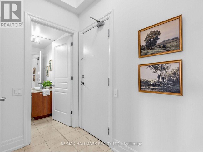 Photo du bâtiment - 777 Steeles Ave W