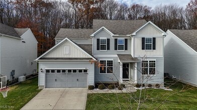 Building Photo - 4816 Lake View Dr