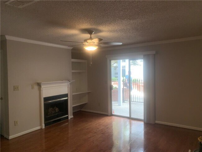 Building Photo - 619 Granville Ct