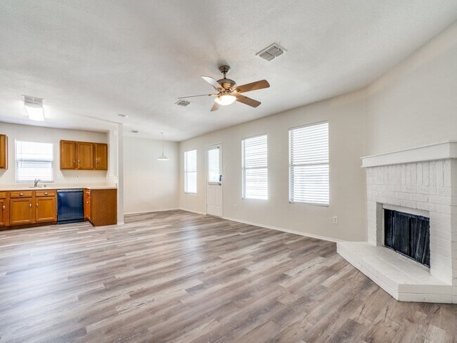 Foto del edificio - 725 Lovern St