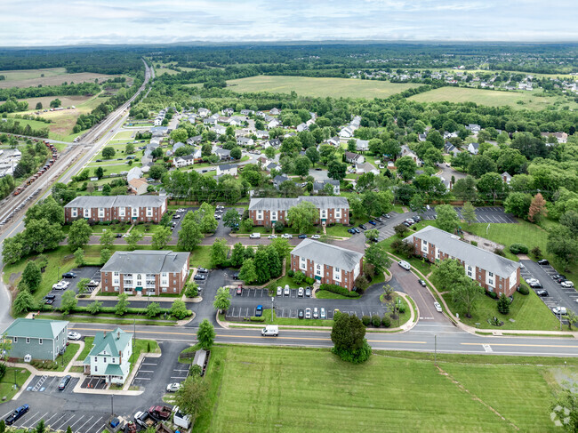 Aerial Photo - Cedar Lee Condominiums